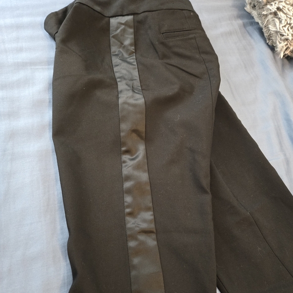 Express ColumnistSize : 2 short Black with polyester strip down the side of th - Picture 4 of 5